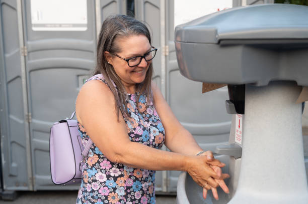 Best Restroom trailer rental cost  in Three Rivers, TX